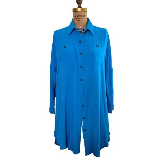 Bright Turquoise Rayon 1/2 sleeve Overshirt, tunic,  beach cover-up, size OSFM - Picture 1 of 10